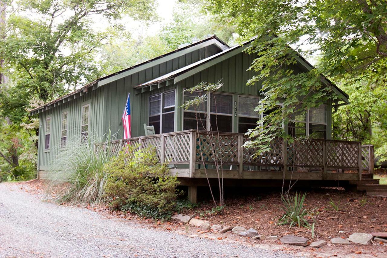 Pine Gables Cabins Lake Lure Exterior photo