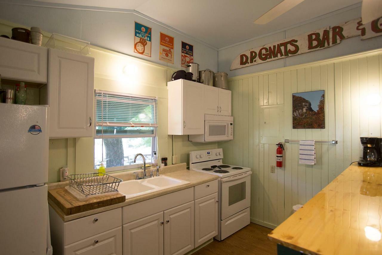 Pine Gables Cabins Lake Lure Exterior photo